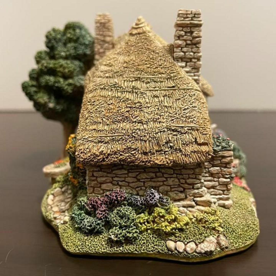 素敵】Lilliput Lane/ OLD MOTHER HUBBARD'S 素敵】Lilliput Lane/ OLD MOTHER HUBBARD'S