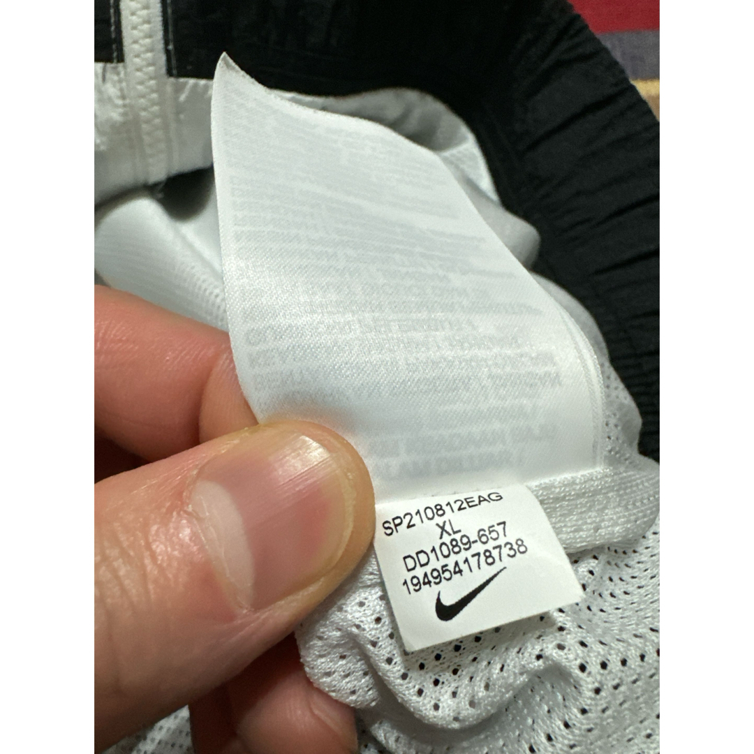 NIKE(ナイキ)のナイキ ナイロンジャケット ビックスウォッシュ メンズのジャケット/アウター(ナイロンジャケット)の商品写真
