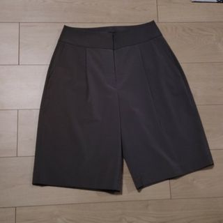 フォクシー(FOXEY)の定価4万円程度★綺麗★フォクシー★ハーフパンツ(ショートパンツ)