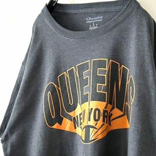 チャンピオン(Champion)のチャンピオン QUEENS ニューヨーク Tシャツ L グレー 灰色 古着(Tシャツ/カットソー(半袖/袖なし))