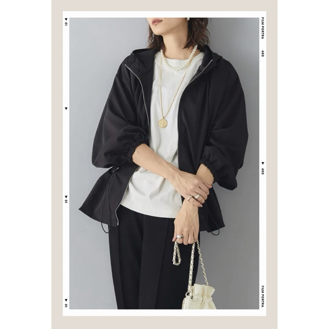 人気　裾フリル　フードジップブルゾン　黒　frene レディースのジャケット/アウター(ブルゾン)の商品写真