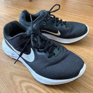 ナイキ(NIKE)のNIKE スニーカー　24.5cm(スニーカー)