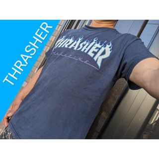 スラッシャー(THRASHER)のTHRASHER　ブルーファイヤーデザインスケーターブランドTシャツ(Tシャツ/カットソー(半袖/袖なし))