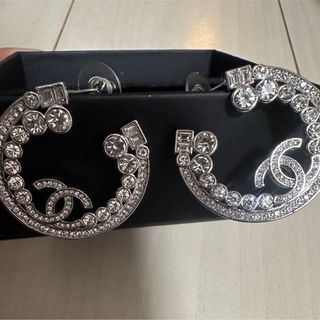 シャネル(CHANEL)のCHANELフープピアス　未使用(ピアス)