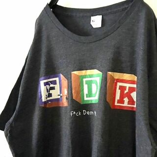 FD K ロゴ Tシャツ XL グレー 灰色 US古着(Tシャツ/カットソー(半袖/袖なし))
