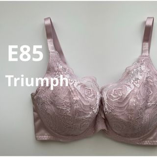 トリンプ(Triumph)の新品　トリンプ  E85 ピンク　フルカップブラ　花柄レースブラ　大きいサイズ(ブラ)