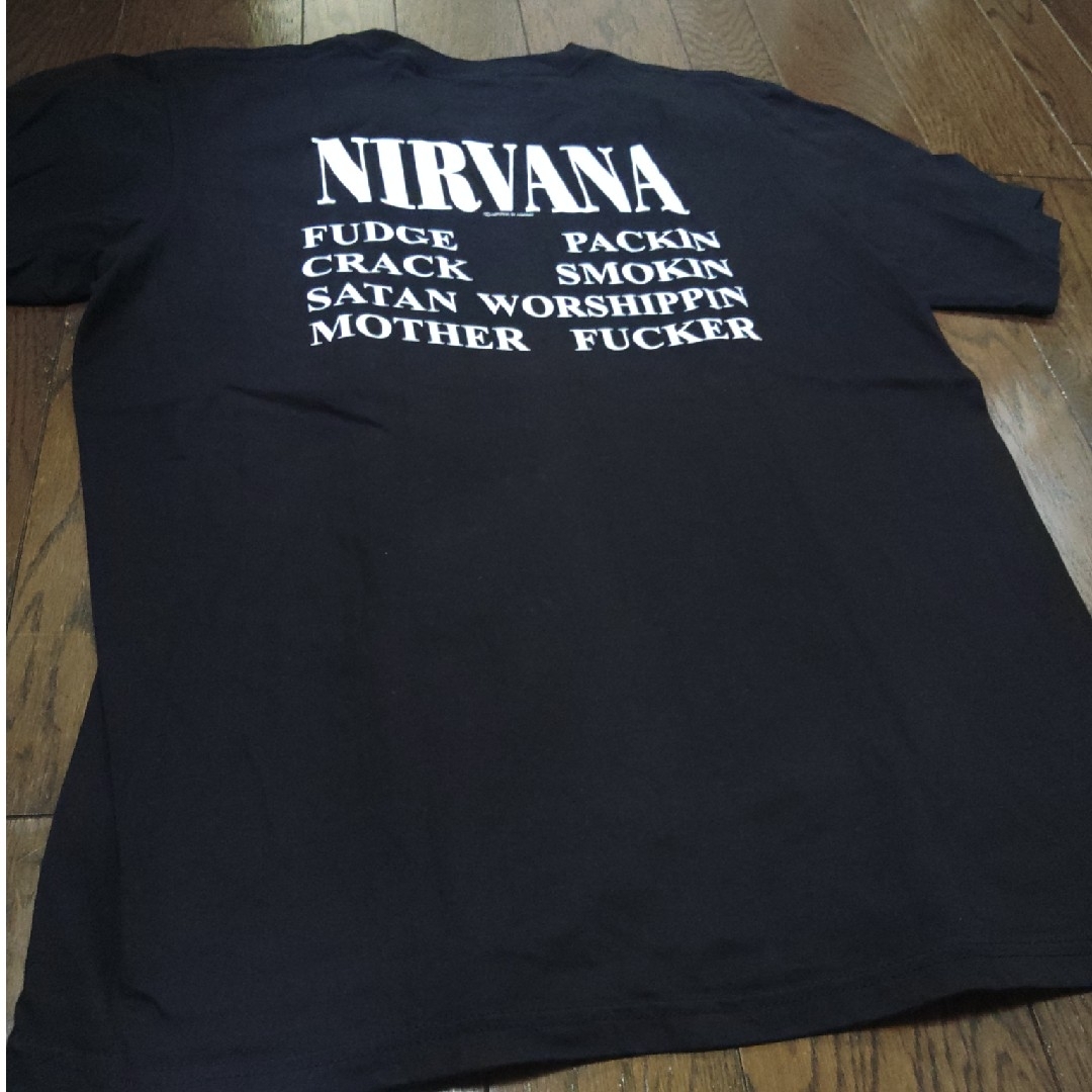 NIRVANA Tシャツ　XL　黒 エンタメ/ホビーのタレントグッズ(ミュージシャン)の商品写真