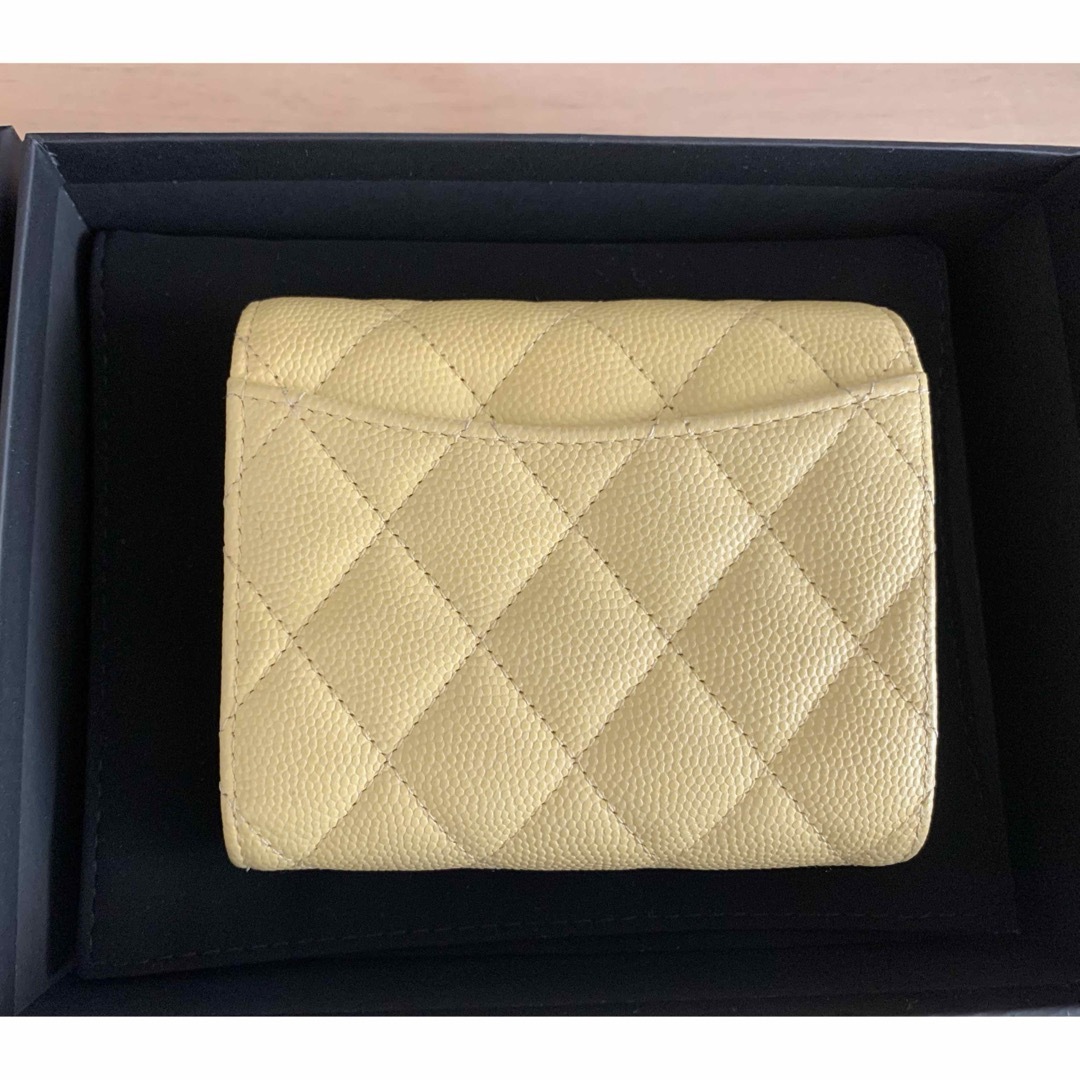 CHANEL(シャネル)のCHANEL 財布　三つ折り　 レディースのファッション小物(財布)の商品写真