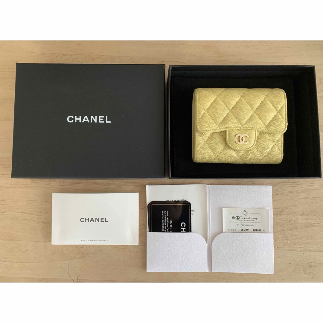 CHANEL(シャネル)のCHANEL 財布　三つ折り　 レディースのファッション小物(財布)の商品写真