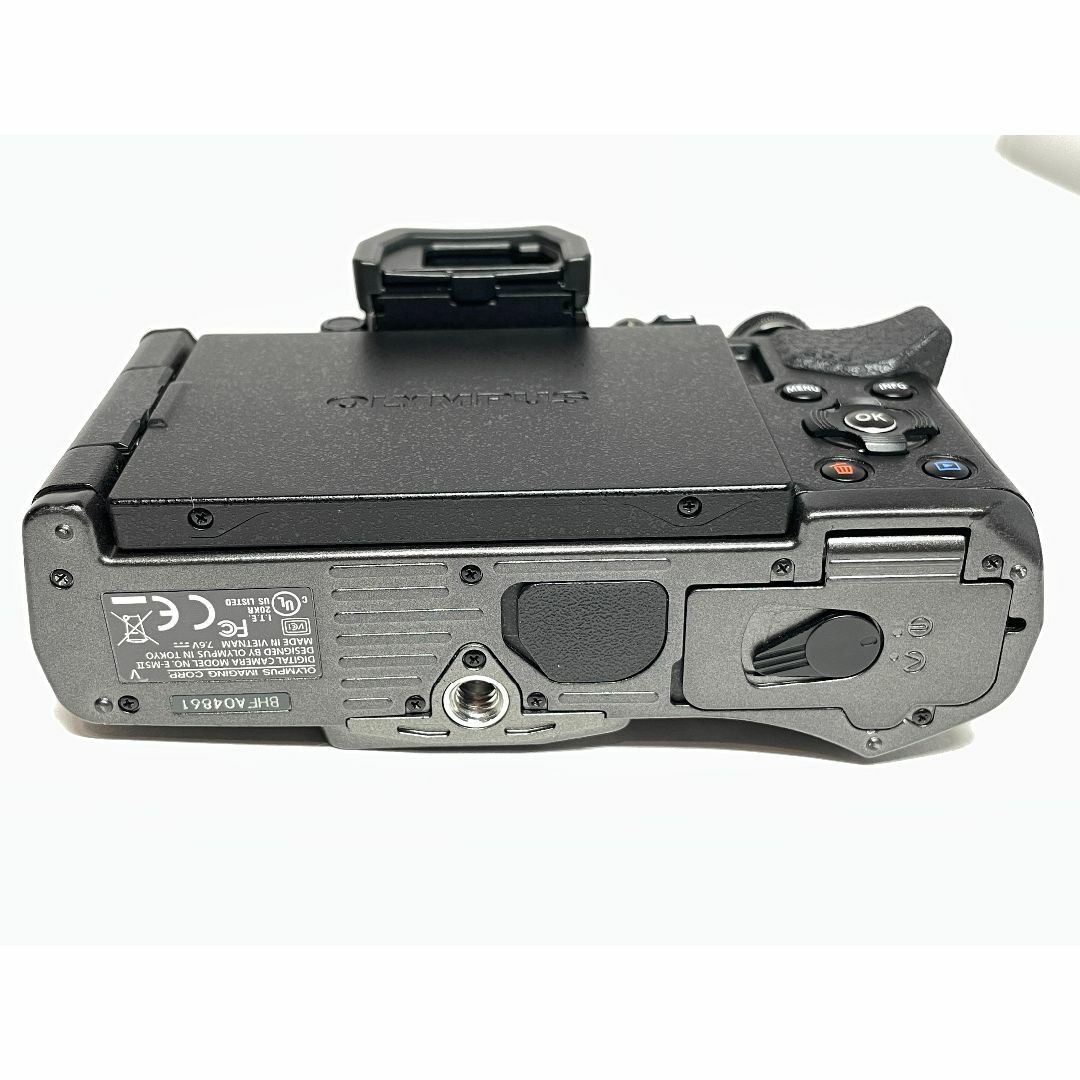 OLYMPUS(オリンパス)の9542ショット オリンパス OM-D E-M5 Mark II Limited スマホ/家電/カメラのカメラ(ミラーレス一眼)の商品写真