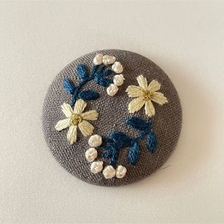 刺繍ブローチ(コサージュ/ブローチ)