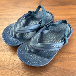 クロックス(crocs)のクロックス ビーチサンダル かかと ストラップ付き ビーサン サンダル 13cm(サンダル)