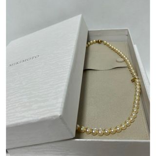 ミキモト(MIKIMOTO)の希少！　ミキモト　K18  ゴールデンあこやパールネックレス　約43㎝　美品(ネックレス)