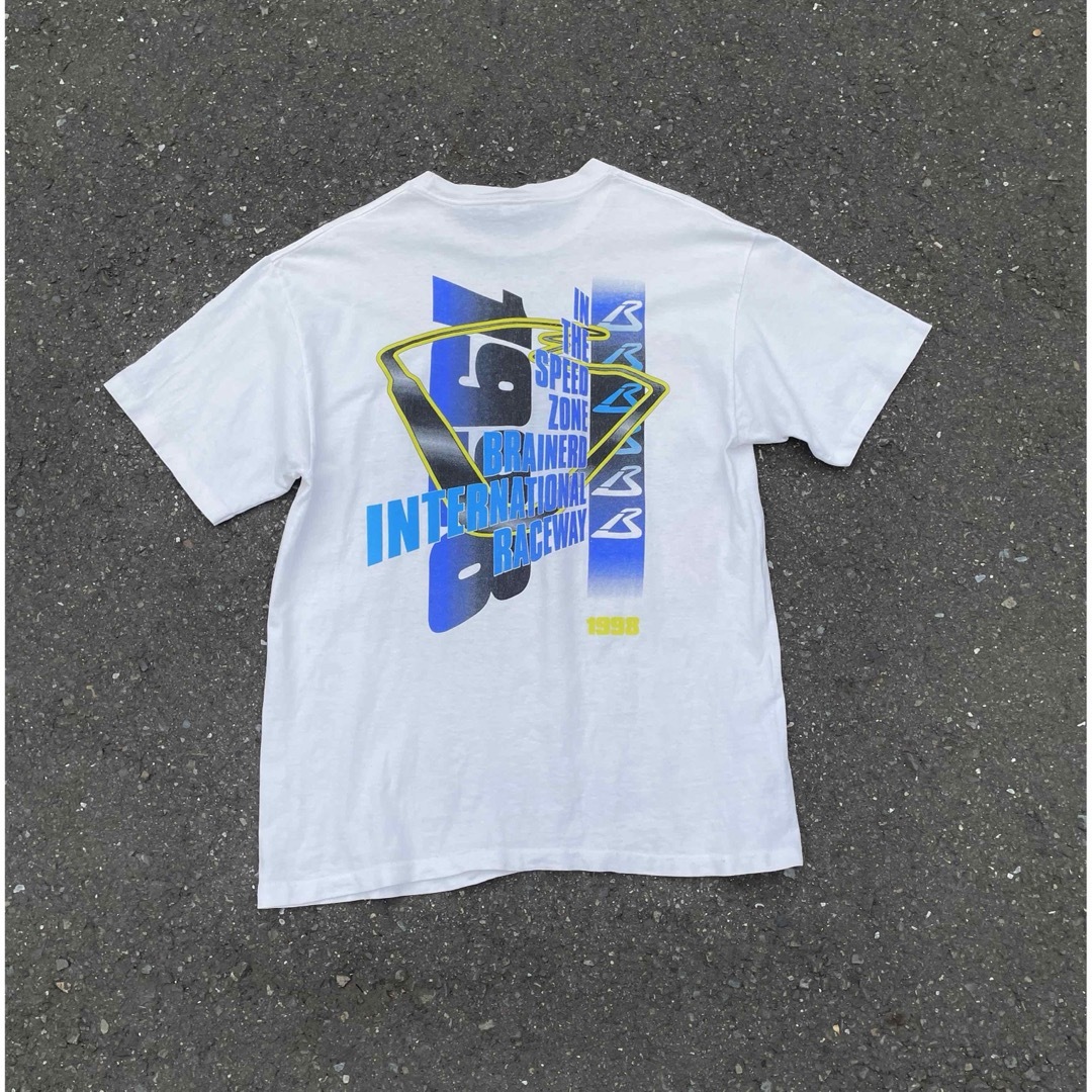 レーシングカーTシャツ　VINTAGE ビンテージ　車　クラシックカー メンズのトップス(Tシャツ/カットソー(半袖/袖なし))の商品写真