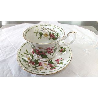 ロイヤルアルバート(ROYAL ALBERT)のカップ&ソーサー(グラス/カップ)