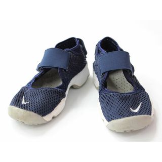 ナイキ(NIKE)の【夏物 新入荷!】▲ナイキ/NIKE▲21cm位 エアリフト/スポーツサンダル/ウォーターシューズ/靴 紺 アウトドア キャンプ 川遊び 水遊び プール 海水浴【中古】子供 キッズ kids 男の子 女の子 夏 shoes seasonal 105042(サンダル)