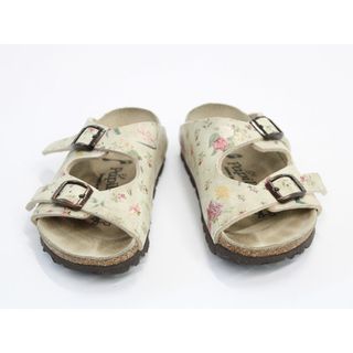 ビルケンシュトック(BIRKENSTOCK)の【夏物 新入荷!】▲ビルケンシュトック/BIRKENSTOCK▲15cm サンダル/シューズ/靴 アイボリー系 花柄 パピリオ アウトドア キャンプ 水遊び 海水浴 川遊び プール【中古】子供 キッズ kids 女の子 夏 shoes seasonal 505042(サンダル)