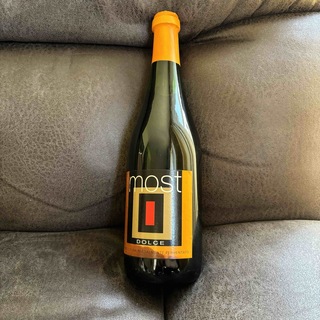 most DOLCE モスト　果実酒　over seas 微発泡ワイン　イタリア