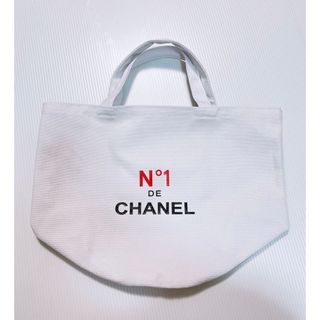 シャネル(CHANEL)のシャネル　ノベルティ　トートバッグ　ホワイト(トートバッグ)