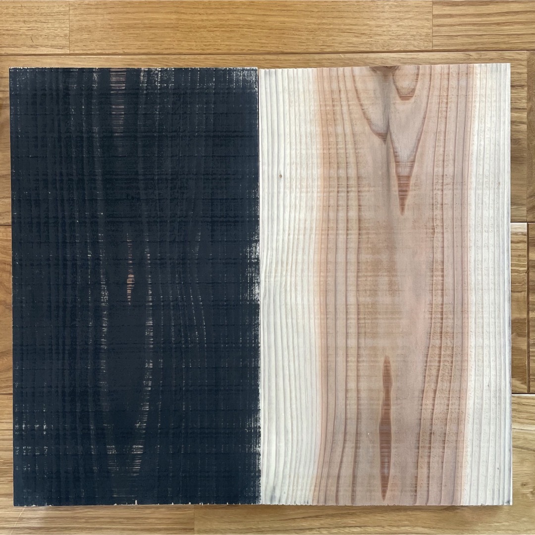 【木工屋の国産杉エイジング板　5枚セット（黒）】ヴィンテージ　古材風　DIY ハンドメイドの素材/材料(その他)の商品写真