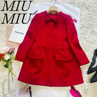 ミュウミュウ(miumiu)の【美品】 MIU  MIU スプリングコート  レッド リボン 36(スプリングコート)