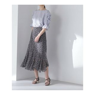 NATURAL BEAUTY BASIC - エスカルゴ花柄シフォンスカート