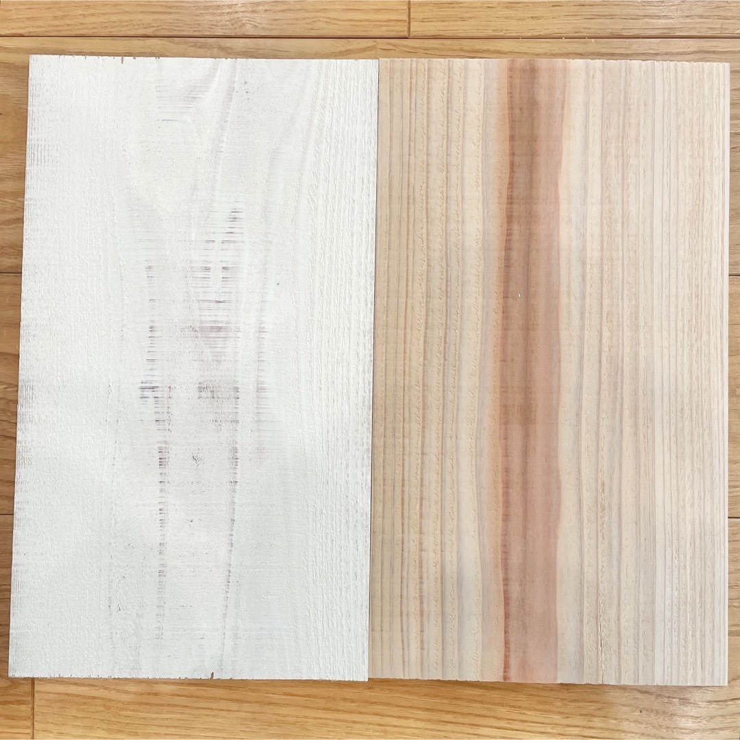 【木工屋の国産杉エイジング板　5枚セット（白）】ヴィンテージ　古材風　DIY ハンドメイドの素材/材料(その他)の商品写真