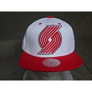 ミッチェルアンドネス(MITCHELL & NESS)の【Mitchell & Ness】NBAバスケ ブレイザーズ ロゴ刺繍キャップ(キャップ)