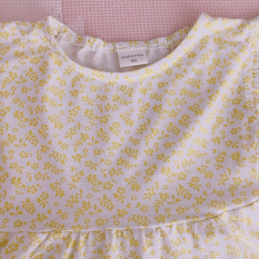 ワンピース　いちご　花柄　黄色　120 美品 キッズ/ベビー/マタニティのキッズ服女の子用(90cm~)(ワンピース)の商品写真