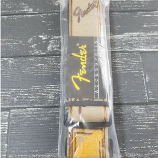新品　Fender　フェンダー　ギターストラップ　エレキ　アコギ　ベース用　黄色(ストラップ)
