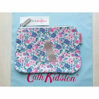 キャスキッドソン(Cath Kidston)の【新品未使用】キャスキッドソン イニシャルポーチ A 花柄 ミューズディッツィ(ポーチ)