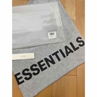 FEAR OF GOD - FOG ESSENTIALS ロゴ  Tシャツ　サイズXS