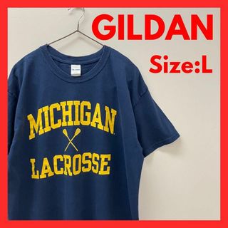 ギルタン(GILDAN)の【美品】古着　ミシガン大学　カレッジロゴ　Tシャツ　ネイビー　メンズ　Lサイズ(Tシャツ/カットソー(半袖/袖なし))