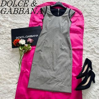 DOLCE&GABBANA - 【新品タグ付き】定価45.1万円 DGなでしこ柄 シルク DOLCE&GABBANA - 【新品タグ付き】定価45.1万円 DGなでしこ柄 シルク
