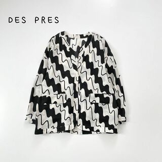 DES PRES - 定価4.4万　デプレ　ウェービーダイヤゴナルプリント ノーカラージャケット
