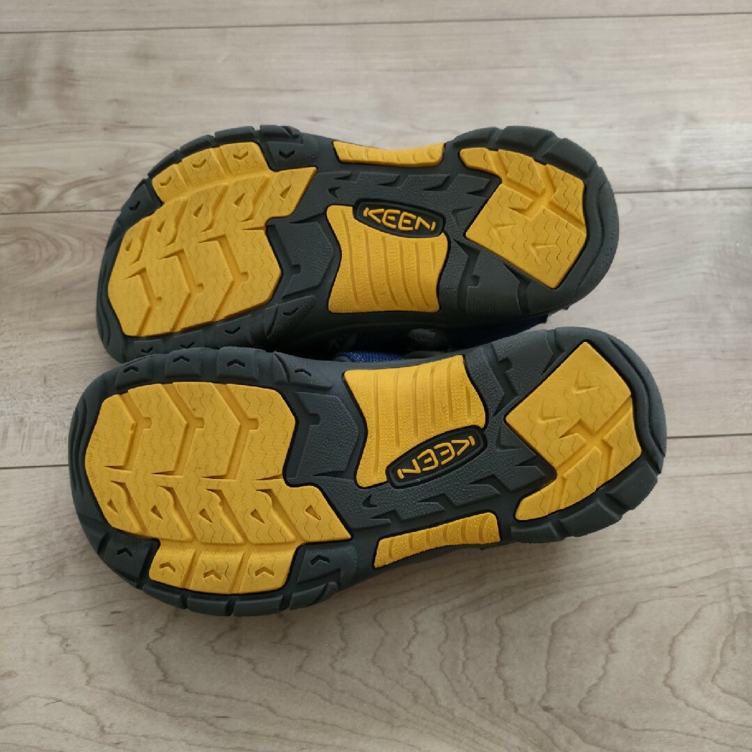 KEEN(キーン)のKEEN　ニューポートH2 キッズ/ベビー/マタニティのキッズ靴/シューズ(15cm~)(サンダル)の商品写真