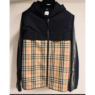 Burberry  ナイロン　パーカー　ブルゾン　xs