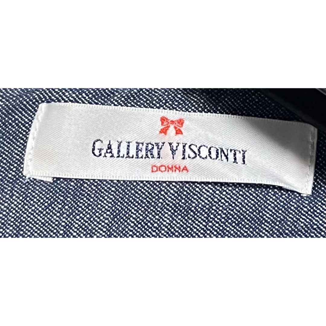GALLERY VISCONTI(ギャラリービスコンティ)の匿名発送　美品　ギャラリービスコンティ　リボンデザインデニムワンピース レディースのワンピース(ひざ丈ワンピース)の商品写真