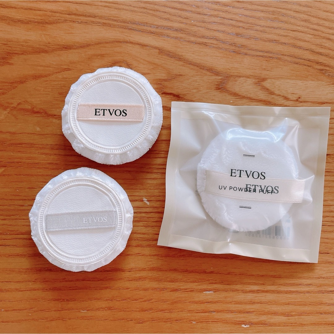 ETVOS(エトヴォス)のエトヴォス  パフ　３点 コスメ/美容のベースメイク/化粧品(フェイスパウダー)の商品写真