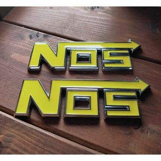 NOS　ノス　メタルエンブレム　ニトロ　ワイルドスピード　イエロー　黄　２個(車外アクセサリ)