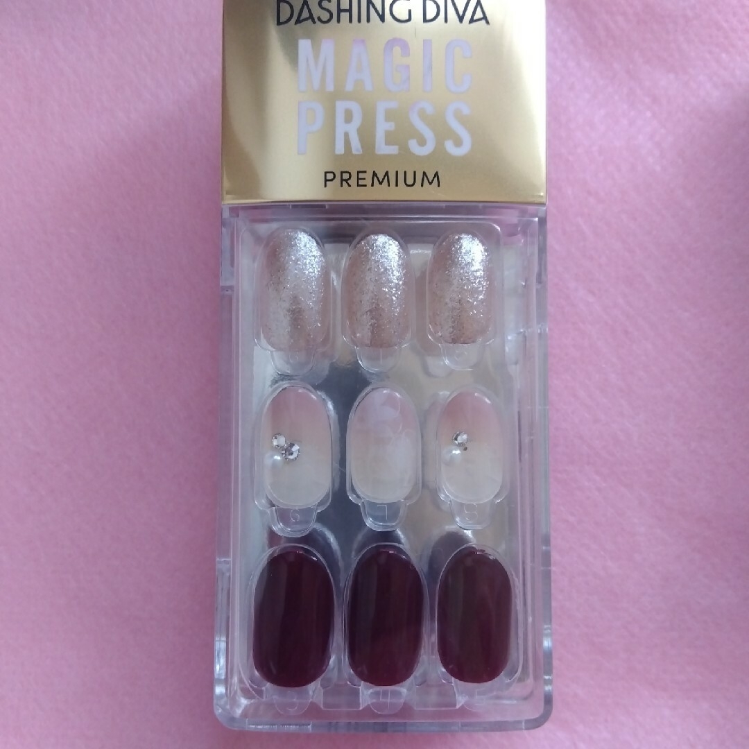 DASHING DIVA(ダッシングディバ)のDASHING DIVA 　ダッシングディバ マジックプレス コスメ/美容のネイル(つけ爪/ネイルチップ)の商品写真