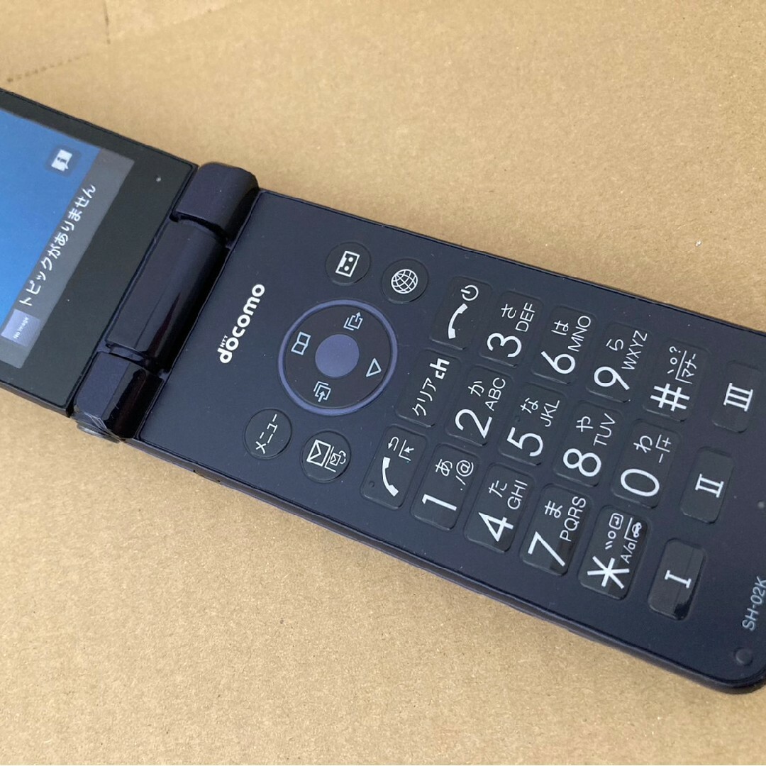 美品 R295 ドコモ AQUOS ケータイ SH-02K ガラホ simフリー 美品 R295 ドコモ AQUOS ケータイ SH-02K ガラホ simフリー