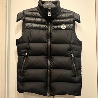 MONCLER