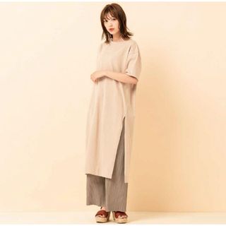 レトロガール(RETRO GIRL)の【値下げ中‼️】RETROGIRL スリット付きワンピース(ロングワンピース/マキシワンピース)