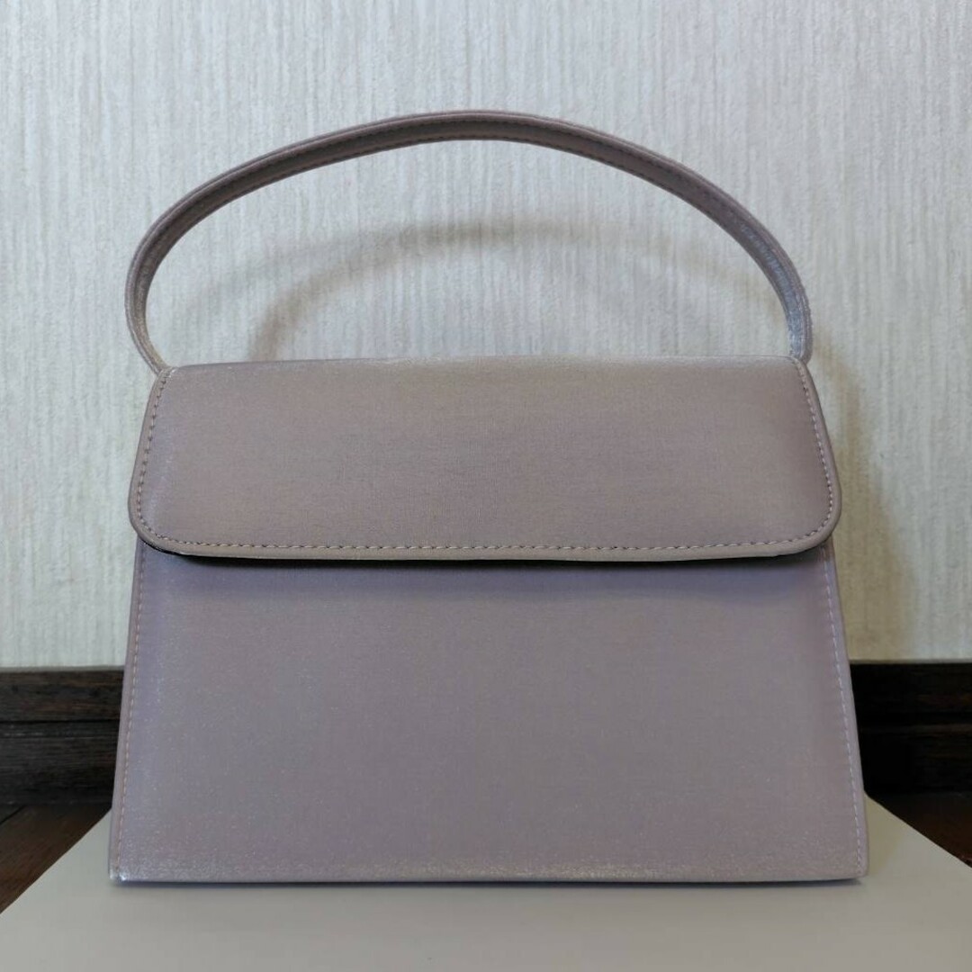 VALENTINO COUPEAU　ハンドバッグ レディースのバッグ(ハンドバッグ)の商品写真