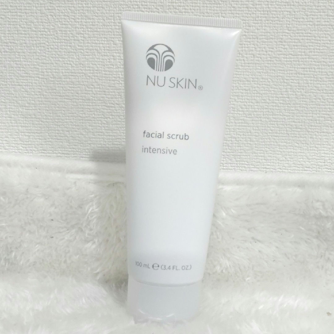 NU SKIN(ニュースキン)のNUSKIN ニュースキン フェイシャルスクラブ 洗顔 100g コスメ/美容のスキンケア/基礎化粧品(洗顔料)の商品写真