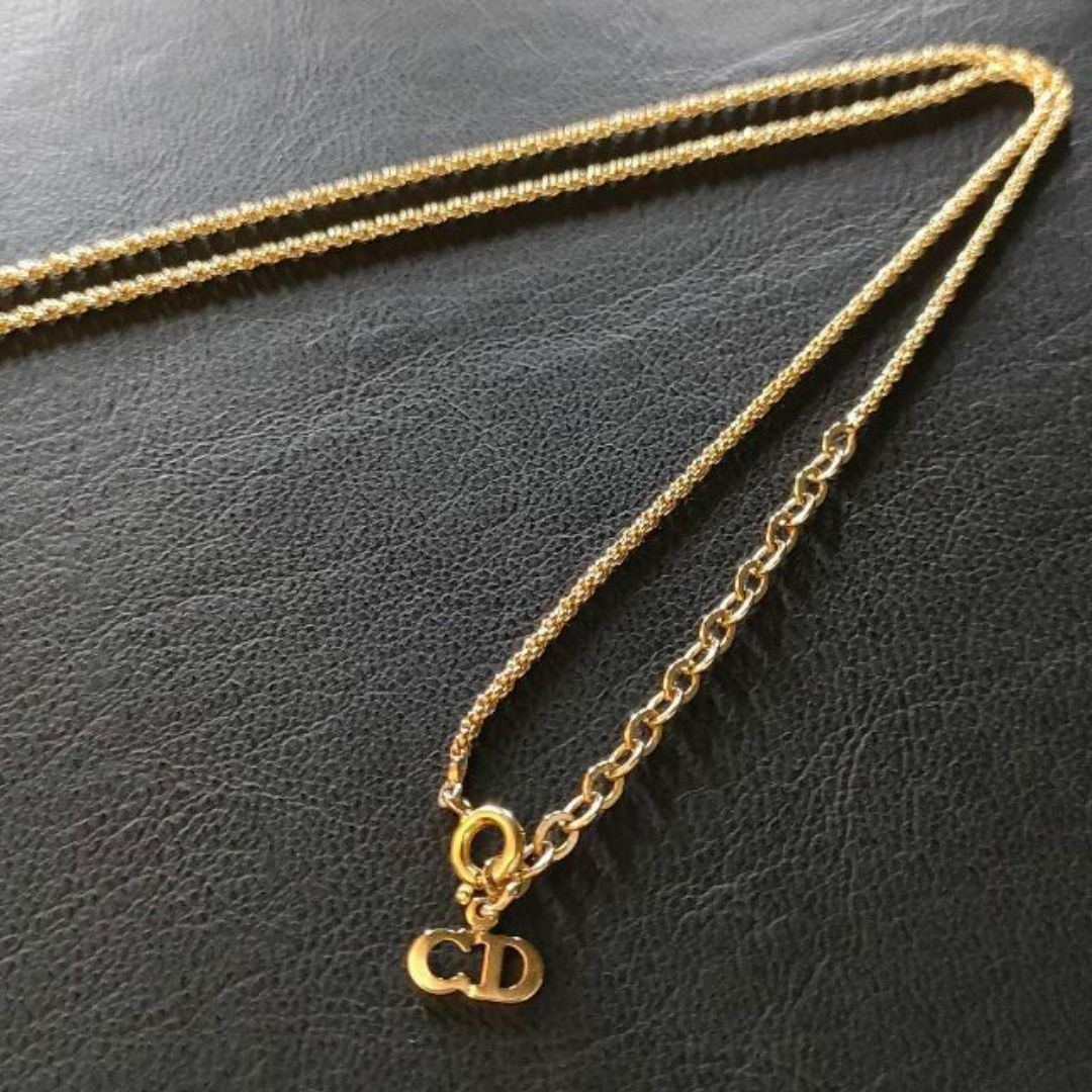 極美品】Diorディオール ネックレス ゴールド サークル ラウンド 極美品】Diorディオール ネックレス ゴールド サークル ラウンド