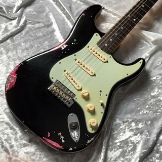 Fender Custom Shop（フェンダーカスタムショップ）/Custom Built 1969 Stratocaster Journeyman Relic Black Over Pink Paisley #207 マルチレイヤ―塗装 【中古】【USED】エレクトリックギターSTタイプ【イオンモール新利府  南館店】(エレキギター)