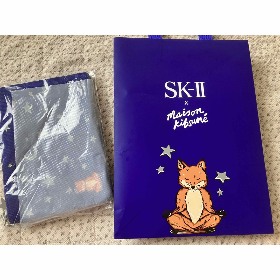 SKII 紙袋　ポーチ　未使用品 コスメ/美容のメイク道具/ケアグッズ(ボトル・ケース・携帯小物)の商品写真