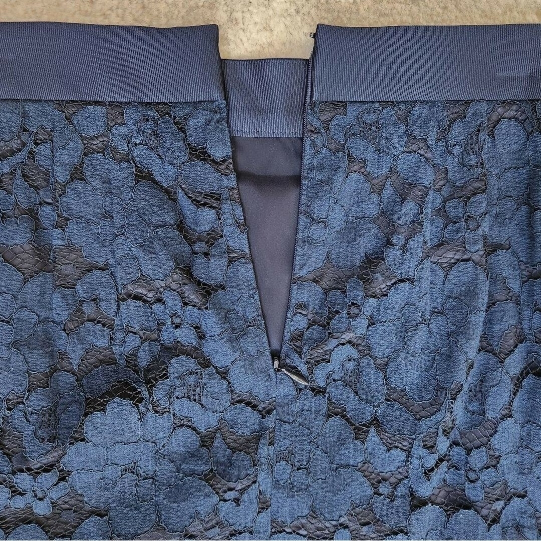 UNTITLED(アンタイトル)の【美品】レーススカート　サマースーツ Ｓサイズ　UNTITLED アンタイトル レディースのスカート(ひざ丈スカート)の商品写真